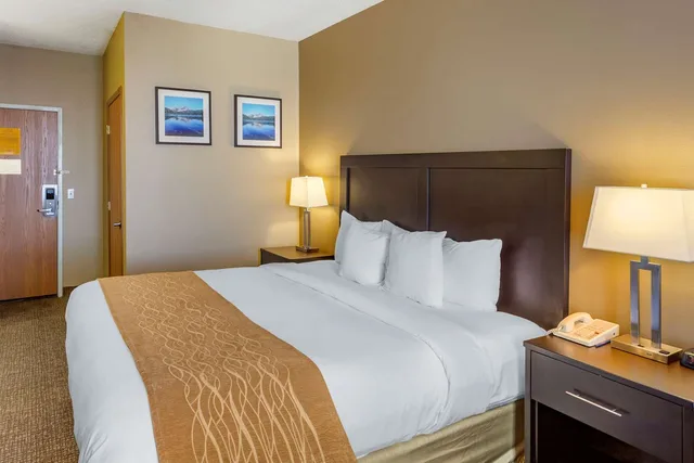 غرفة بسرير كينج، Comfort Inn Evanston I-80 2/2