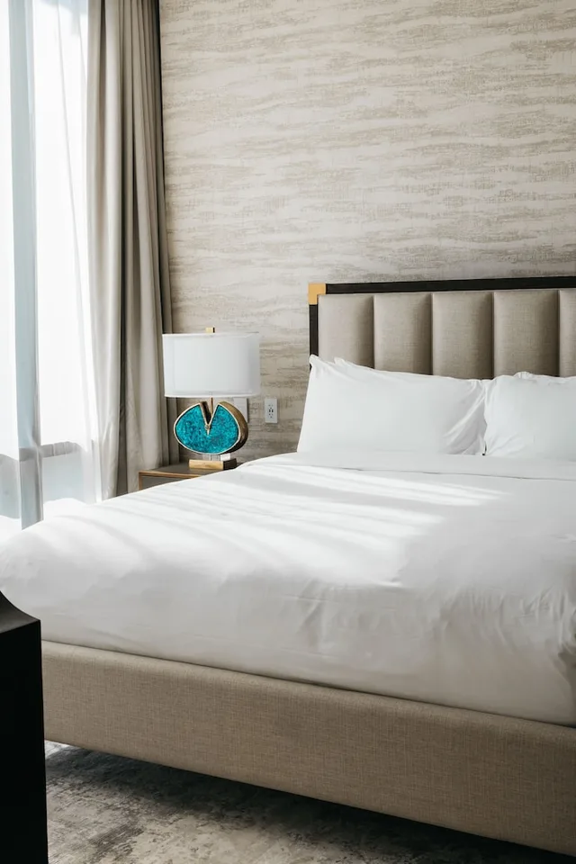 Legacy, Suite, King Bed, Hotel Swexan 1/2