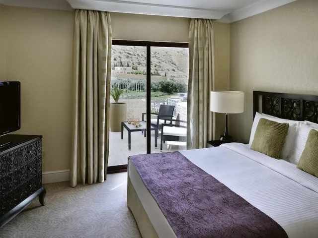 جناح بسرير كينج، MOVENPICK RESORT PETRA 1/10
