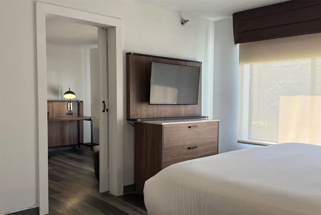 Suite, King Bed, Wingate by Wyndham Indianapolis Airport-Rockville Rd 5/8