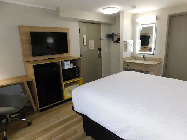 غرفة قياسية بسرير كوين، Days Inn by Wyndham Effingham 5/8