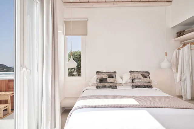 2 Bedrooms, Signature, Villa, 2 Double Beds, Sea View, Outdoor Jetted Tub, Private Pool، Naxian Utopia 1/1