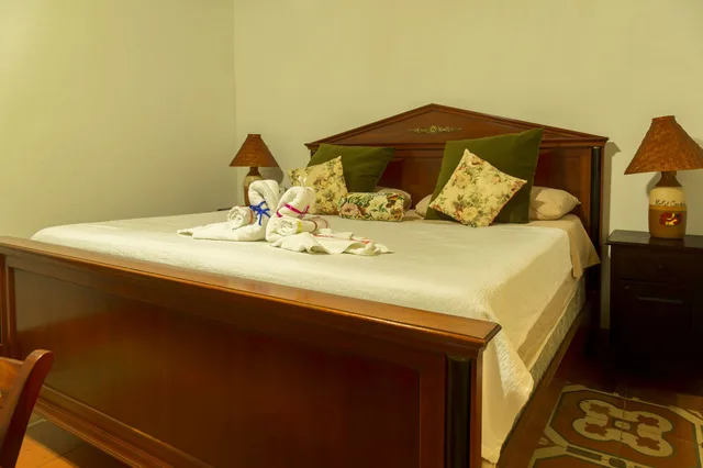Presidential, Suite, Queen Bed, Pool View, Hotel Cordoba 2/4