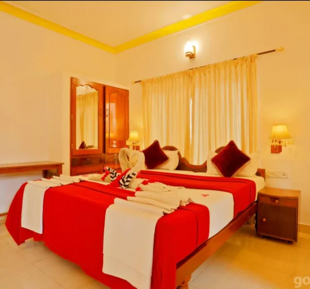 Standard, Beach Florra Inn 1/3