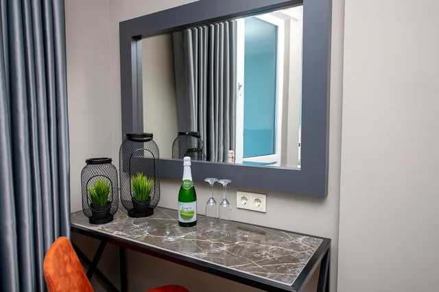 Room, Double Bed, Side Sea View، Tourist Hotel Antalya 6/6