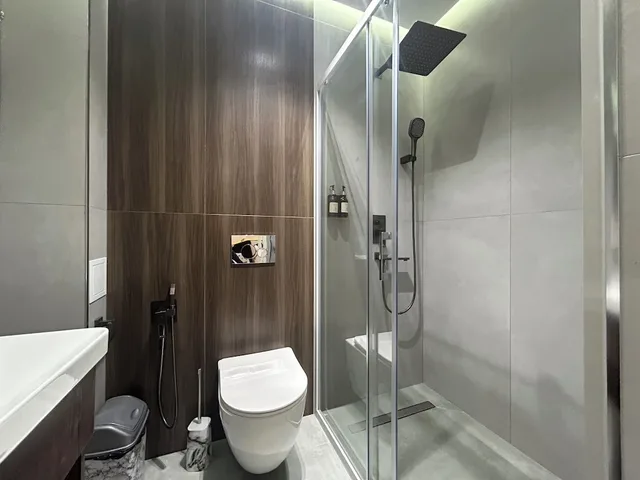 غرفة ديلوكس بسرير كوين، Hotel Ishonch 5/6