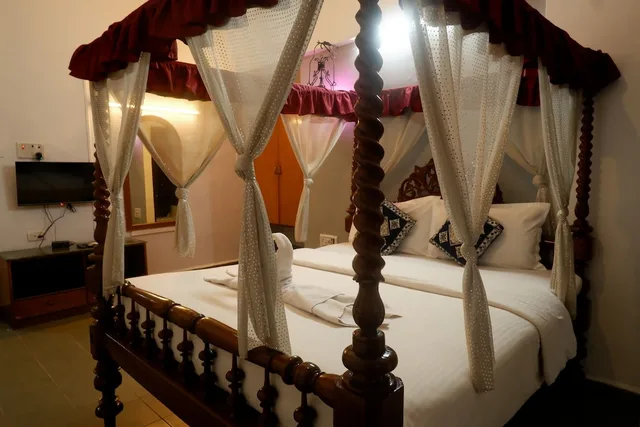 غرفة ديلوكس بسرير مزدوج، Falcon Resorts 1/5
