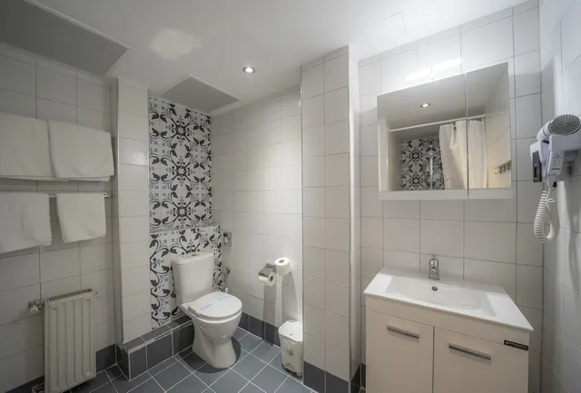 Room, Triple, Double Bed, Sofa, Hotel Abc 3/5