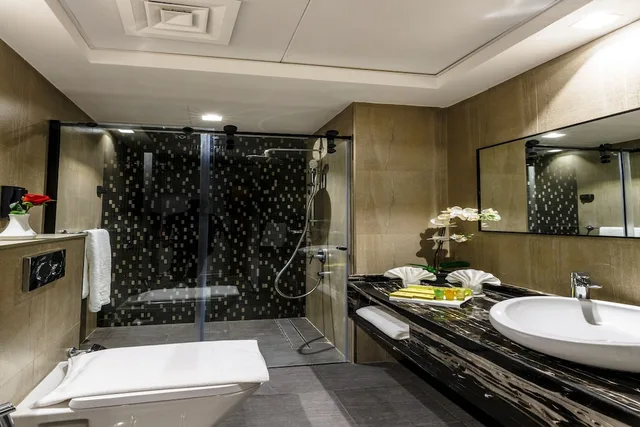 غرفة تنفيذية بسريرين منفصلين، Rose Executive Hotel DWTC 2/2