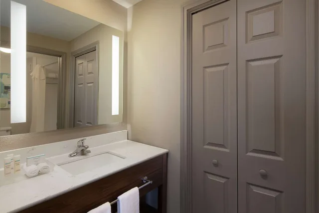 جناح بغرفتي نوم، HOMEWOOD SUITES BY HILTON LUBBOCK 2/2
