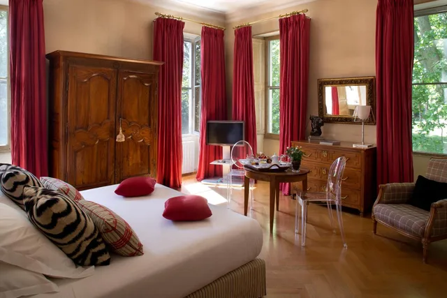 Luxury, Double Bed, Chateau Des Alpilles 5/9