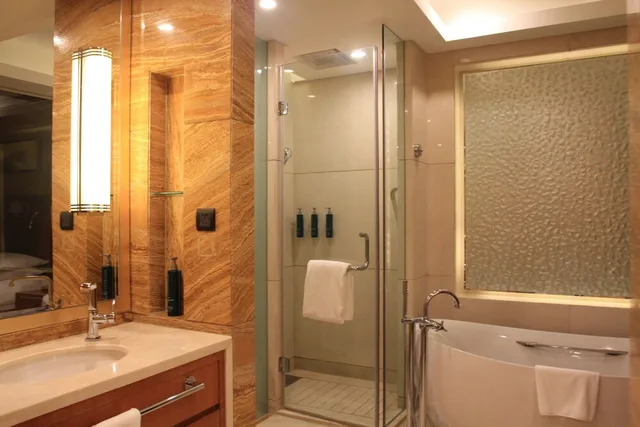 Deluxe, Twin Beds, Mountain View, Doubletree By Hilton Qinghai Golmud China 4/5