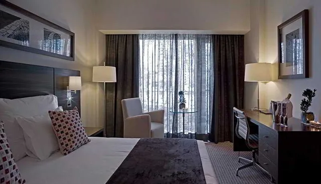 غرفة قياسية بسرير مزدوج أو سريرين منفصلين، Lagoas Park Hotel 1/1