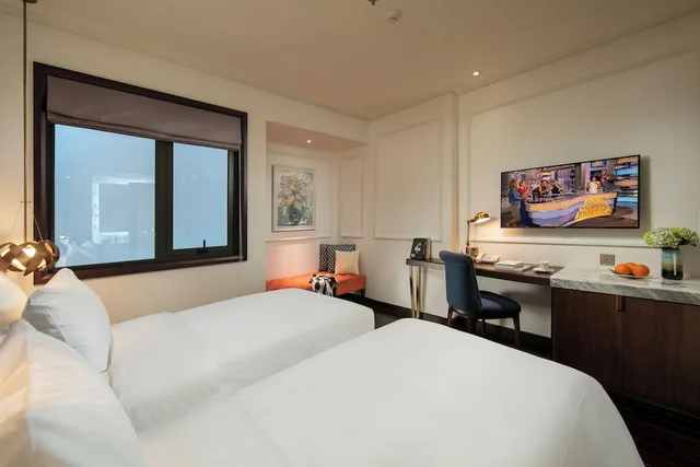 غرفة سوبيريور بسريرين منفصلين، Anatole Hotel Hanoi 1/3