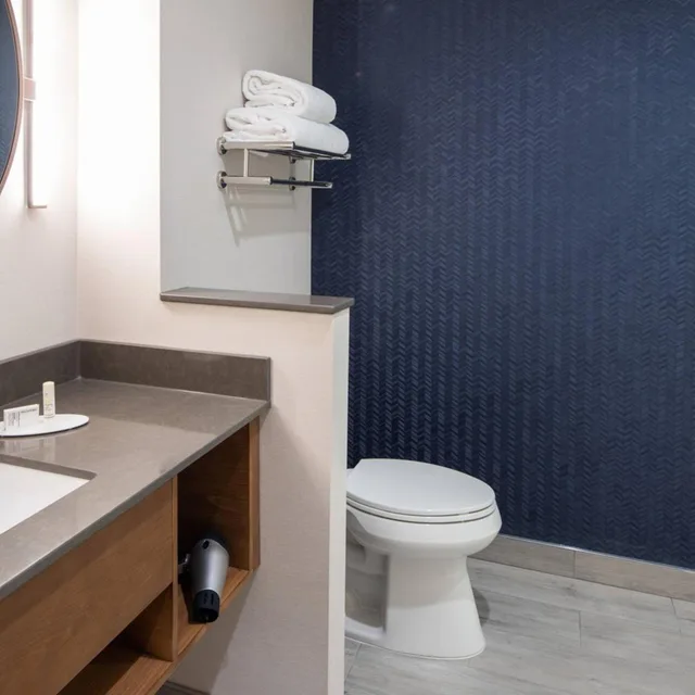 غرفة كبيرة بسريرين كينج لذوي الإعاقة، Fairfield Inn & Suites by Marriott Anaheim Los Alamitos 3/3