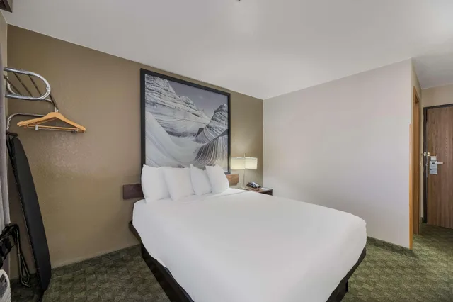 غرفة بسرير كوين لذوي الإعاقة، SureStay by Best Western Williams - Grand Canyon 2/3