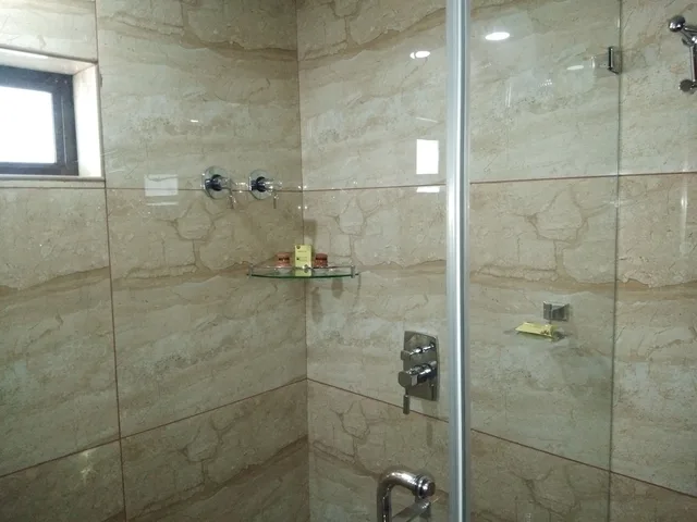 غرفة تنفيذية بسرير فردي، Yuvarani Residency Hotel 9/9