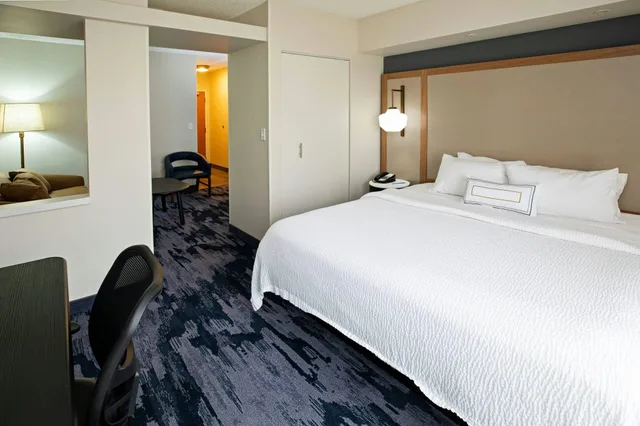 جناح بسرير كينج، Fairfield Inn Suites By Marriott Elizabethtown 1/2