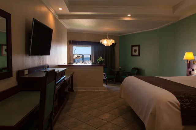 جناح جونيور بسرير كينج، Estero Beach Hotel & Resort 3/7