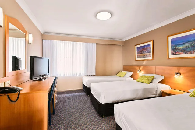 Standard, Double Bed, Quality Inn Penrith Sydney 1/2