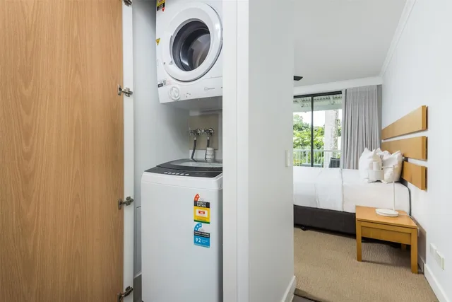 غرفة بسريرين كينج بإطلالة على المسبح بغرفتي نوم، Oaks Port Douglas Resort 5/10