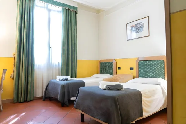 Standard, Twin Beds, Panama 2/10
