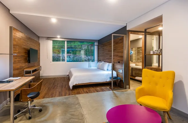 غرفة قياسية بسرير كينج، Hotel Spirito By Spiwak 5/7