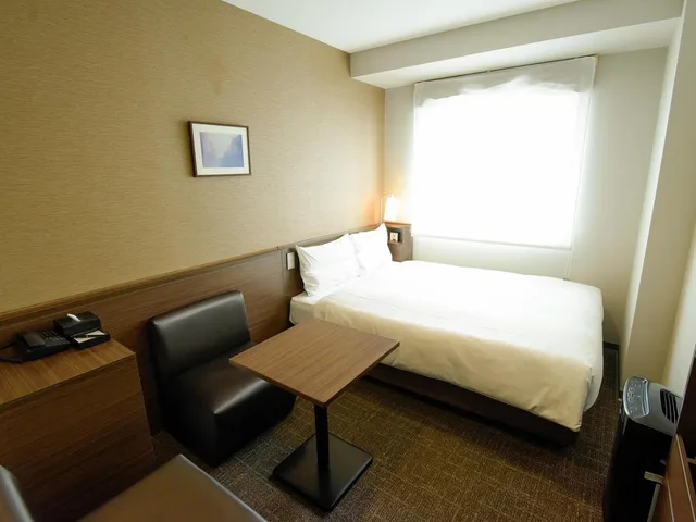 غرفة بسرير مزدوج مع أريكة، Jr West Group Via Inn Okayama 2/7