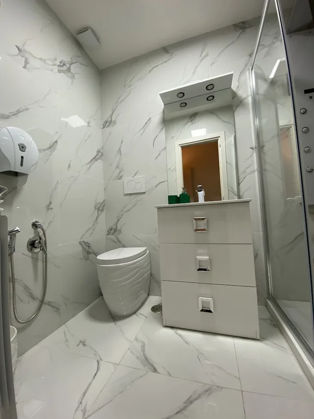apartment, garden area، The Place In Rome 9/10