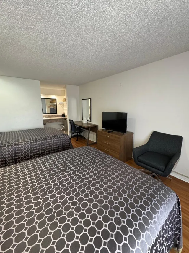 غرفة بسريرين كوين، National Inn Garden Grove 6/10