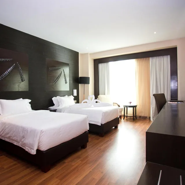 غرفة بسريرين منفصلين بإطلالة على المدينة، Vouk Hotel Suites 4/7