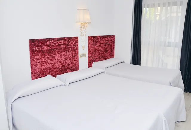 غرفة ثلاثية، B&B HOTEL Salamanca Centro Artheus 2/5