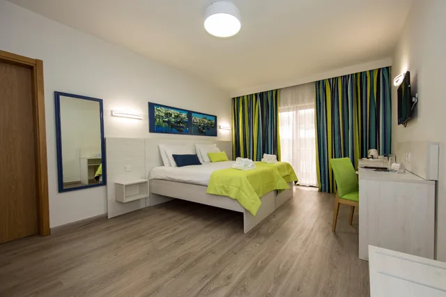 غرفة قياسية، Santana Hotel 2/2