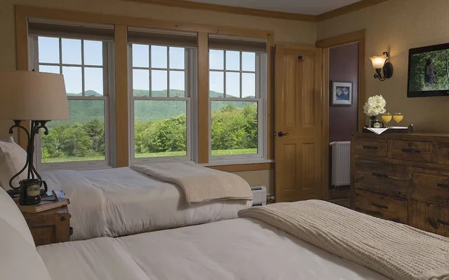 غرفة كلاسيكية بسريرين كوين، The Mountain Top Inn And Resort 1/1