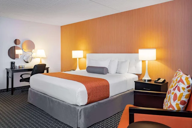 Room, Double Bed, Howard Johnson by Wyndham Lima 2/2