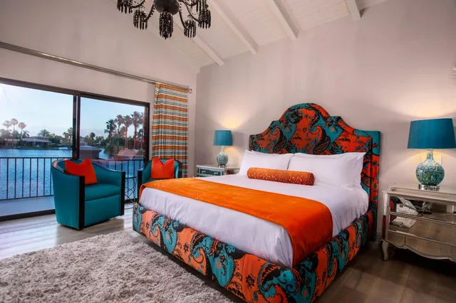 bungalow, The Chateau at Lake La Quinta 1/8