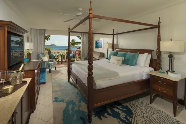 1 Bedroom, Caribbean, Club, King Bed, Beach View, Club Floor، Sandals Grande St. Lucian – Adults Only 1/2