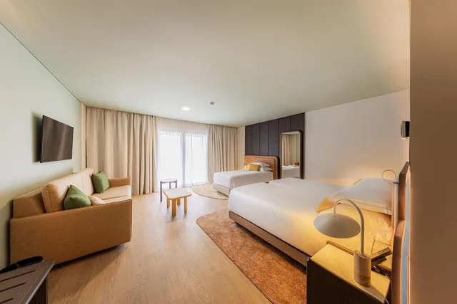 غرفة كلاسيكية ثلاثية بشرفة، Sao Miguel Park Hotel 1/6