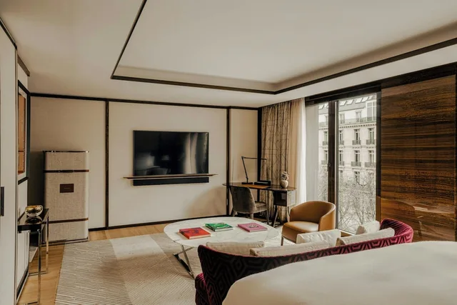 جناح جونيور بإطلالة على المدينة، Bulgari Hotel Paris 3/5