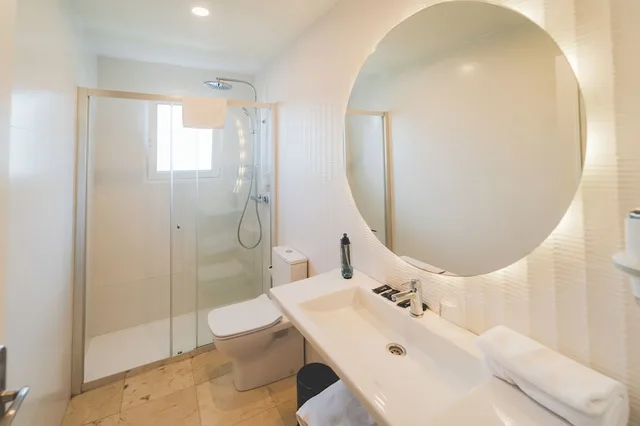 2 Bedrooms, Silver, Twin Beds, Los Olivos Beach Resort 2/2
