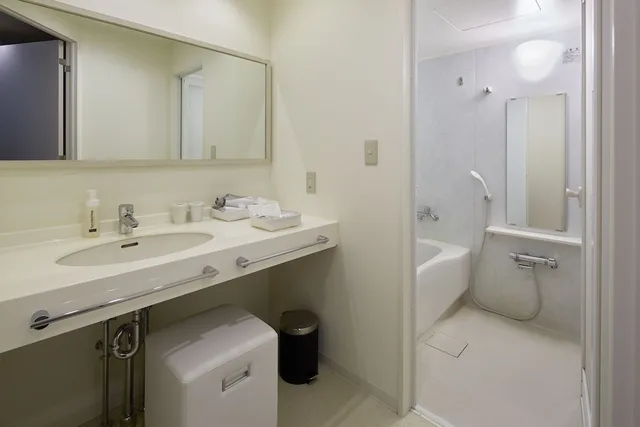 غرفة تنفيذية رباعية ركنية بستة أسرّة بشرفة، Mitsui Garden Hotel Prana Tokyo Bay 1/1