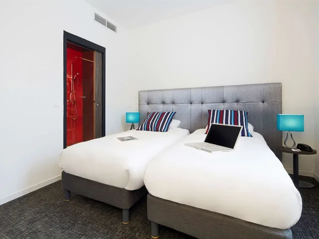 غرفة قياسية بسريرين منفصلين، Kyriad Marseille Blancarde Timone 2/5