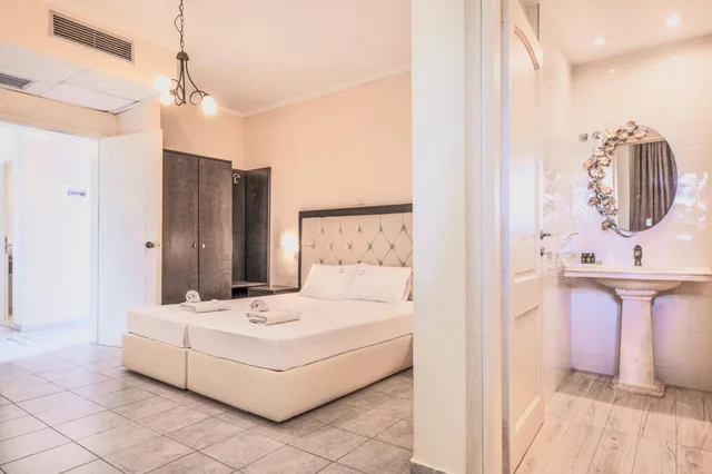 جناح، Tresor Hotel (ex Hanioti Palace) 3/5