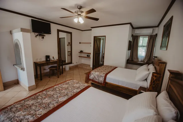 غرفة سوبيريور بسريرين مزدوجين، Hacienda Guachipelin Hotel 2/9