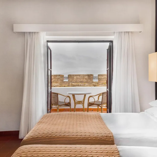 غرفة سوبيريور بسرير مزدوج أو سريرين منفصلين، Pousada Forte Horta Historic Hotel 5/8