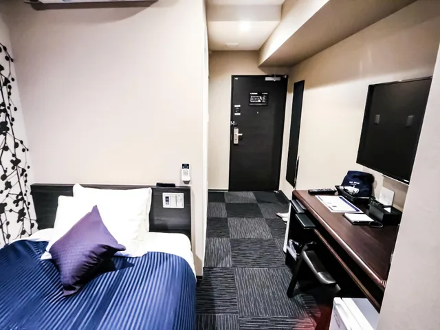 Room, Single, Semi Double Bed, Smoking، Hotel Livemax Tokyo Otsuka Ekimae 5/7