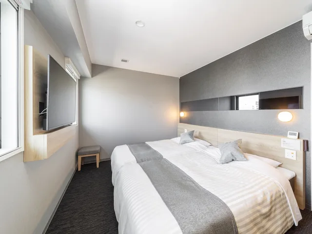 Hollywood, Twin Beds, Super Hotel Premier Kanazawaeki Higashiguchi 2/3