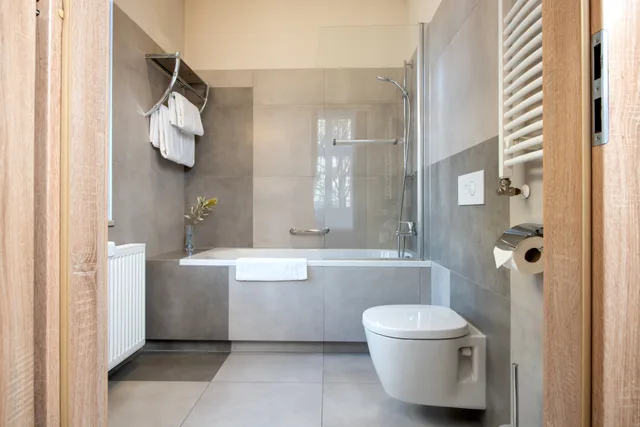 غرفة ديلوكس بسرير كوين، Leonardo Boutique Hotel Krakow Old Town 6/8