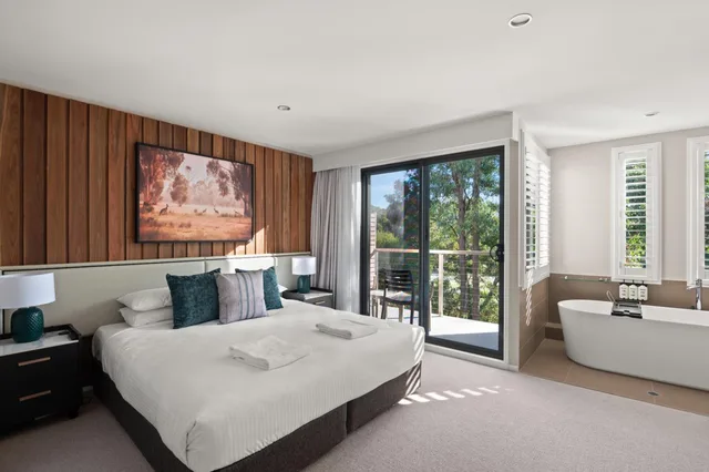 2 Bedrooms, Apartment, Queen and Twin Beds, The Sebel Creswick Forest Resort 13/20
