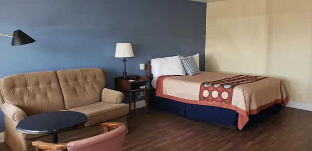 Ocean, King Bed, Patio، Pilgrim Sands on Long Beach 2/3
